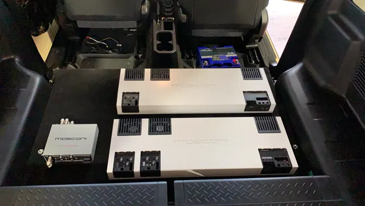 SoundGarage Fahrzeugprojekt – Detailaufnahme 13