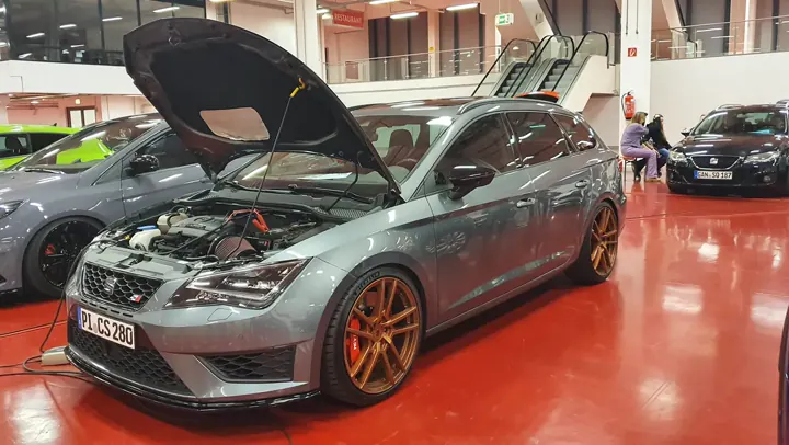 SoundGarage Fahrzeugprojekt – Detailaufnahme 40